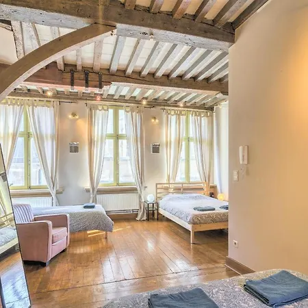 Apartment The Hendrik House In Old Town *